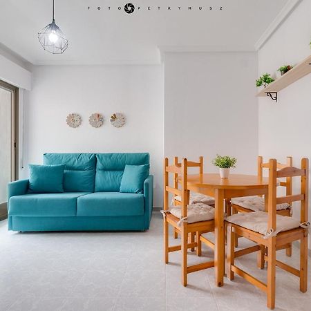 Colorful Apartment Torrevieja Extérieur photo